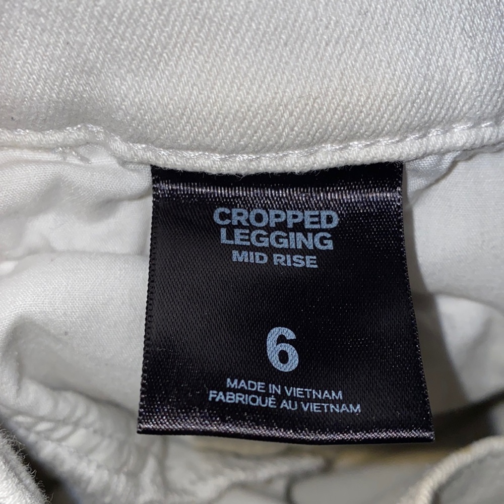 Express White Ripped Jeans - Picture 6 of 7
